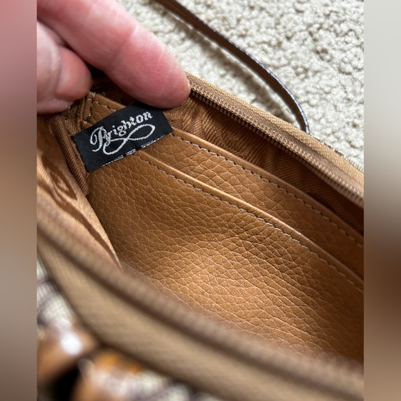 BRIGHTON convertible wristlet Wallet Card Organizer Canvas Heart Print Straps - Picture 3 of 15